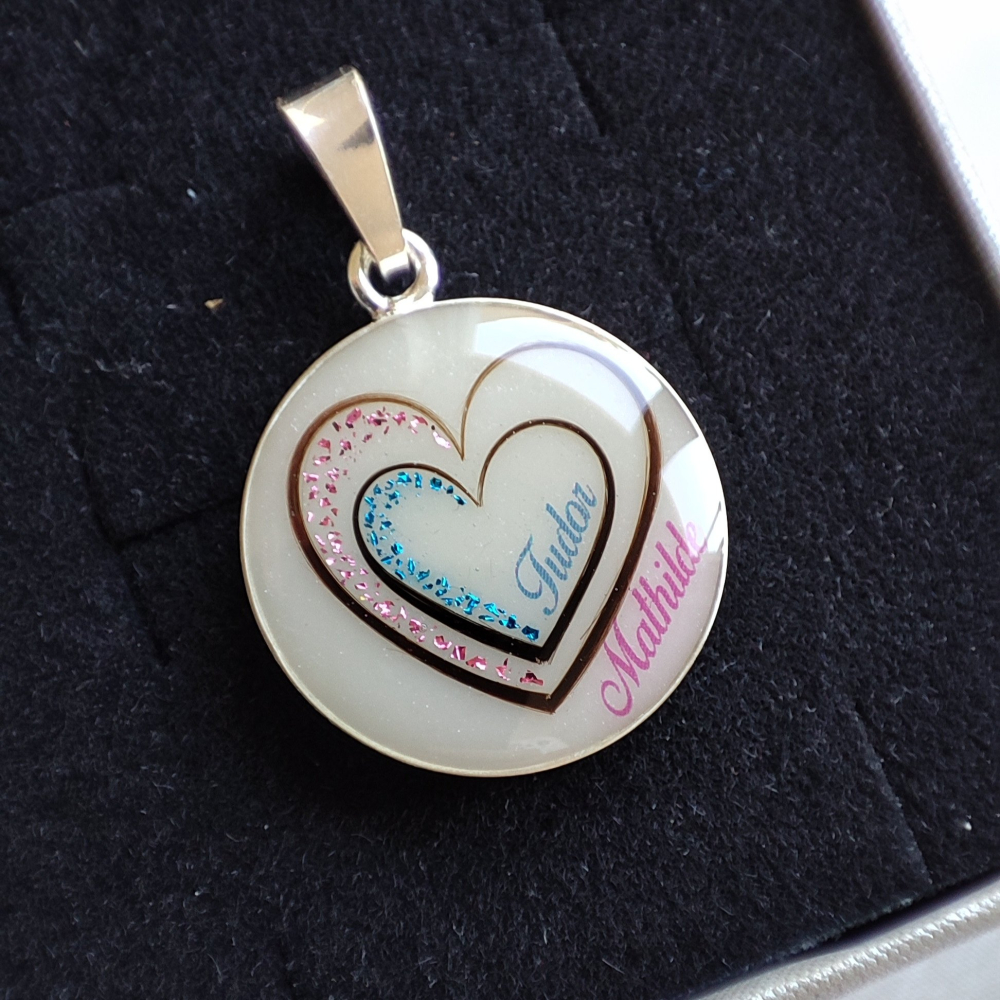 Pandantiv cu lapte matern și fire de păr Lovely Memories Double Heart 20mm