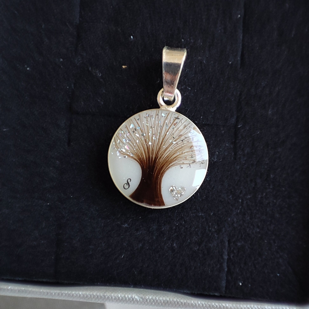 Pandantiv cu lapte matern și fire de păr Tree of Life 14 mm