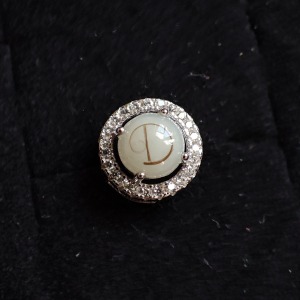 Pandantiv Shine On 2 cu lapte matern și fire de păr de 6 mm